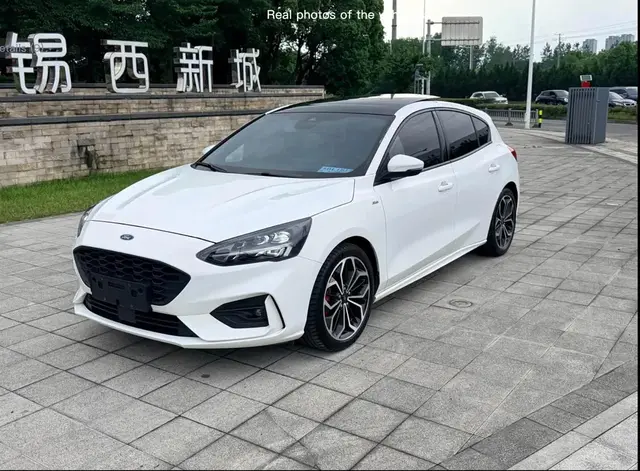 FORD FOCUS HATCHBACK ECOBOOST 180 2021