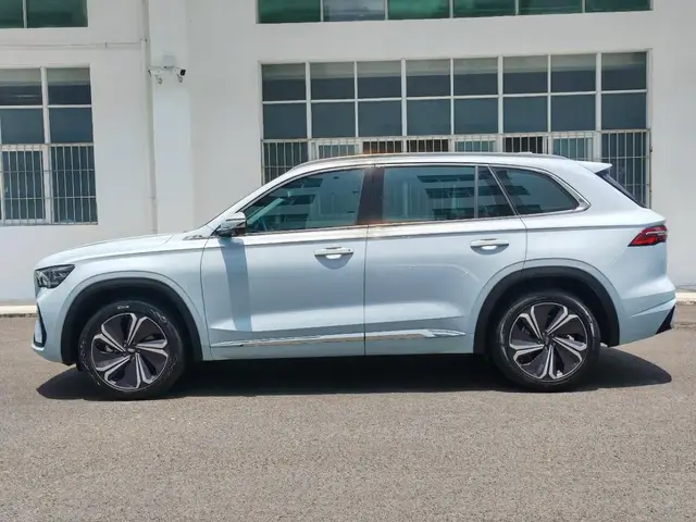 GEELY XINGUE L 2022