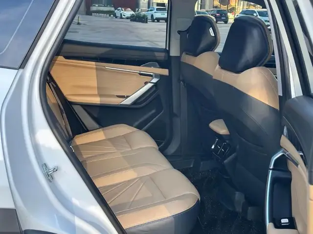 GEELY BOUE L 2023