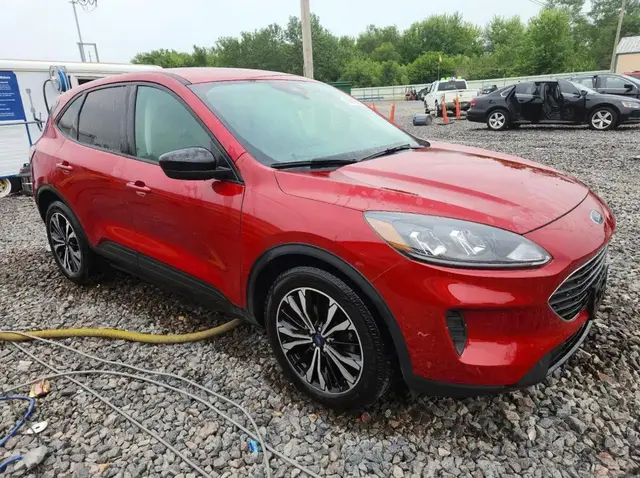 FORD ESCAPE SE 2022