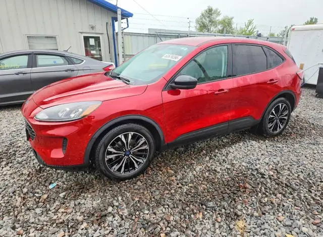 FORD ESCAPE SE 2022