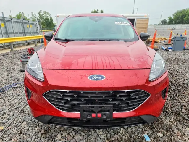 FORD ESCAPE SE 2022