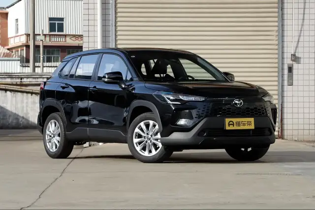 TOYOTA COROLLA CROSS LUXURY 2026