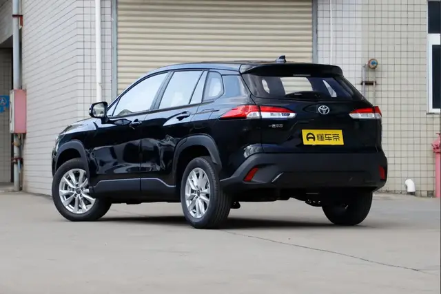 TOYOTA COROLLA CROSS LUXURY 2026