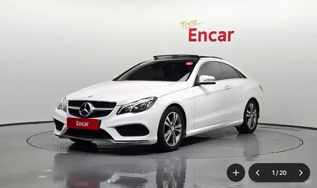MERCEDES-BENZ E200 2015