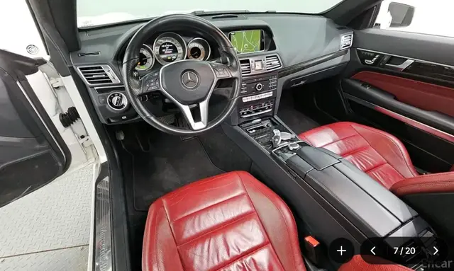 MERCEDES-BENZ E200 2015