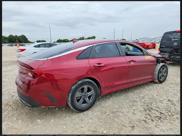 KIA K5 LX 2021