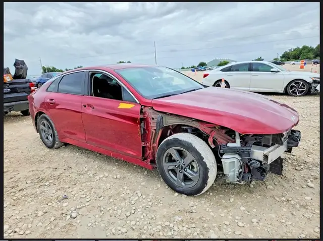 KIA K5 LX 2021