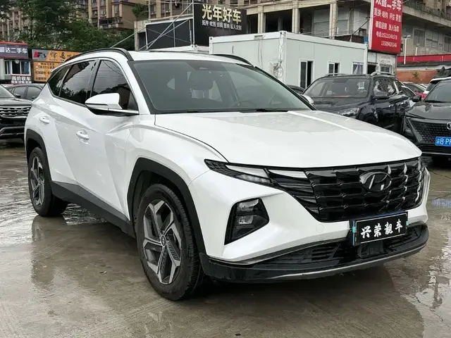 HYUNDAI TUCSON PREMIUM 2022