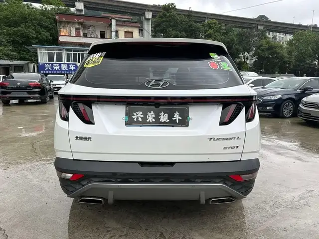 HYUNDAI TUCSON PREMIUM 2022