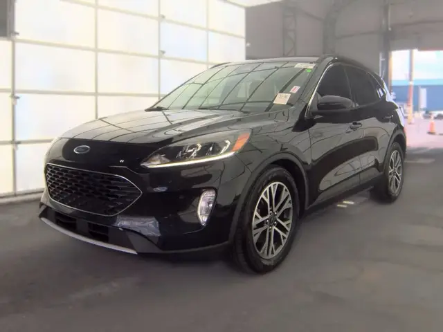 FORD ESCAPE SEL 2022