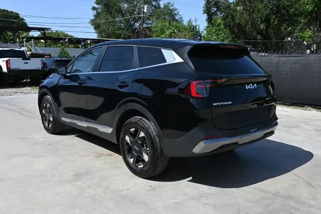 KIA SPORTAGE LX 2026