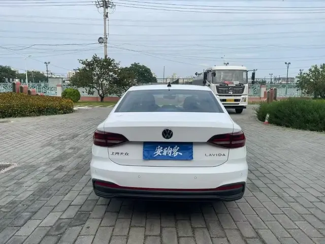 VOLKSWAGEN LAVIDA ПОЛНЫЙ НАБОР СОВРЕМЕННЫХ ОПЦИЙ ПРОСТОРНЫЙ САЛОН МУЛЬТИМЕДИА КЛИМАТ-КОНТРОЛЬ. В КОМПЛЕКТЕ 2 КЛЮЧА. ТЕ 2022