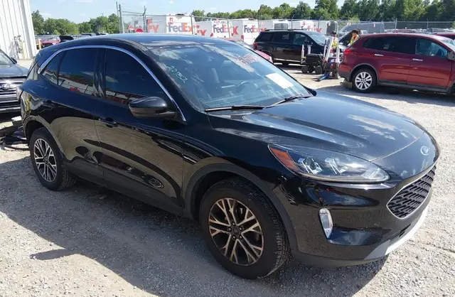 FORD ESCAPE SEL 2022