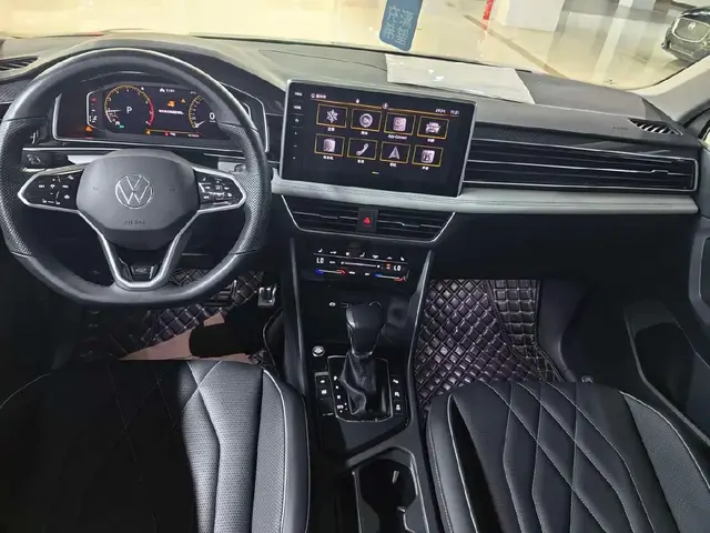 VOLKSWAGEN TIGUAN L 2022