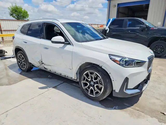 BMW X1 XDRIVE28I 2024