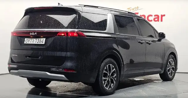 KIA CARNIVAL PRESTIGE 2023
