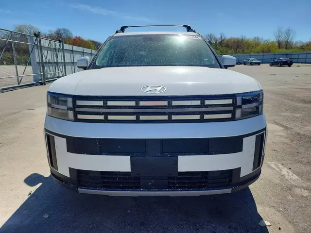 HYUNDAI SANTA FE SEL 2025