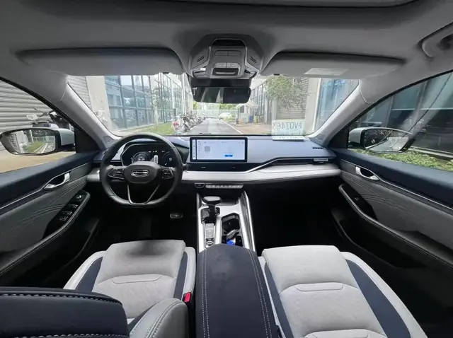 GEELY PREFACE PREMIUM 2023