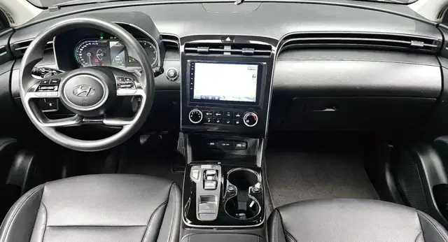 HYUNDAI TUCSON 4WD MODERN 2022