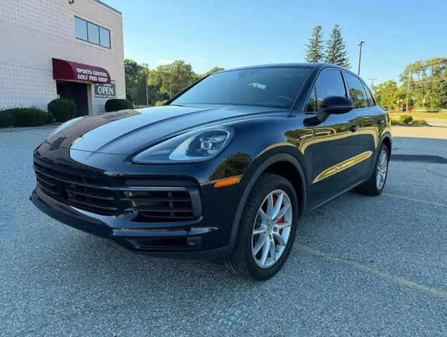 PORSCHE CAYENNE 2019