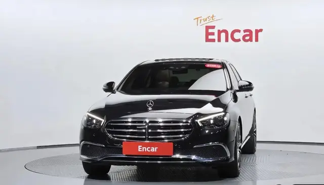 MERCEDES-BENZ W213 E250 EXCLUSIVE 2022