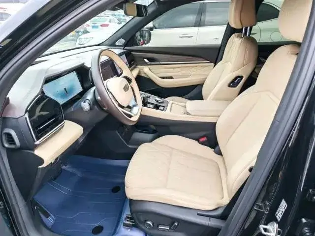 GEELY XINGYUE L DONGFANGYAO LANXING EDITION 2025
