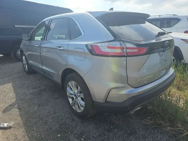 FORD EDGE TITANIUM 2022