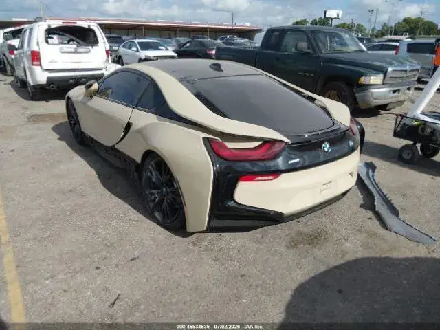 BMW I8 2015