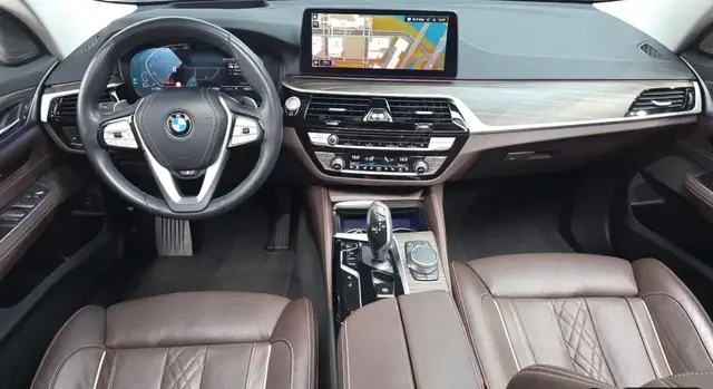 BMW 6 SERIES LUXURY 2022