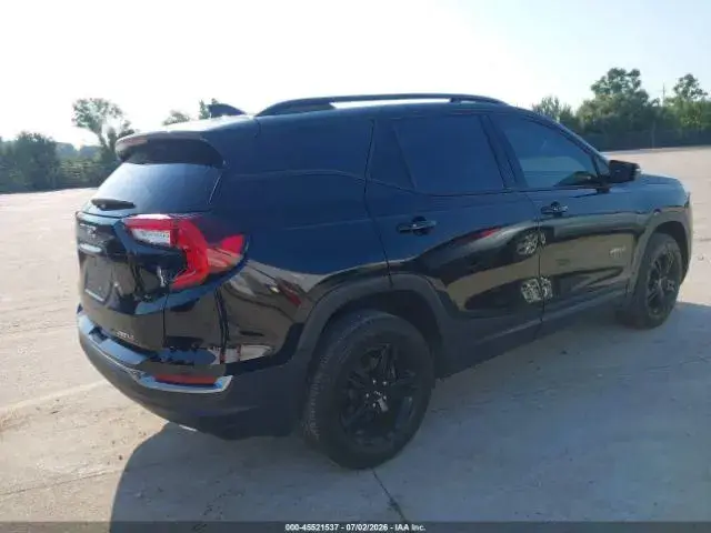 GMC TERRAIN AWD AT4 2024