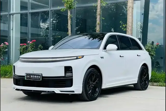 LI AUTO L7 2023