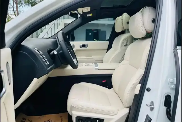 LI AUTO L7 2023