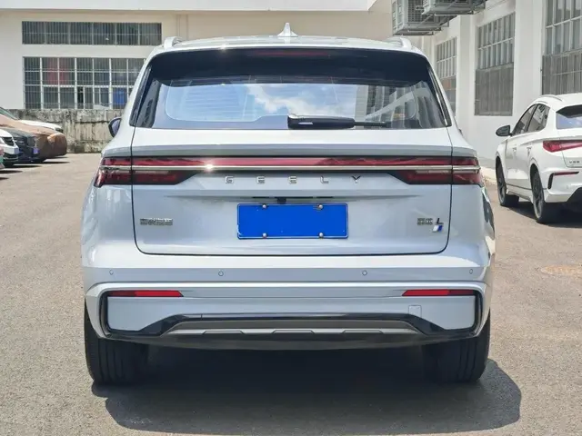 GEELY XINGUE L 2022
