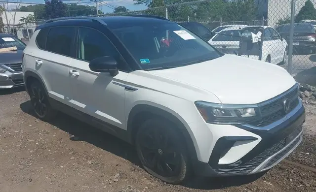VOLKSWAGEN TAOS 1.5T SE 2022