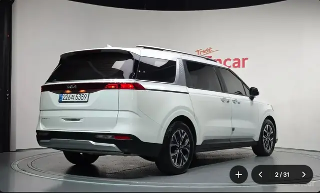 KIA CARNIVAL - 9 2022