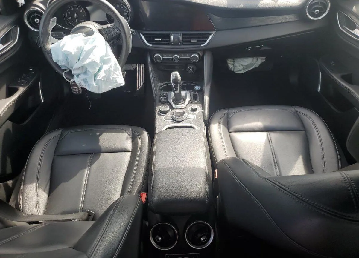 ALFA ROMEO GIULIA 2022