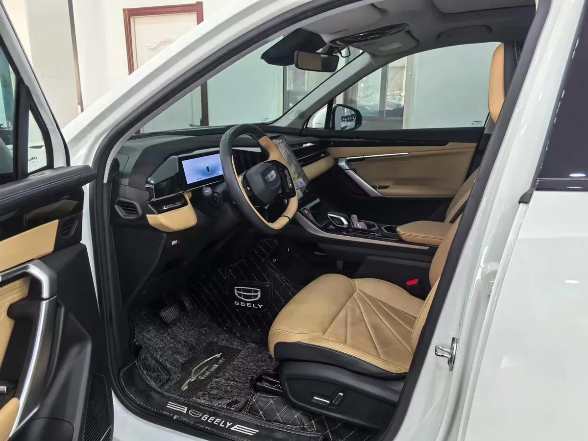 GEELY BOYUE L 2023