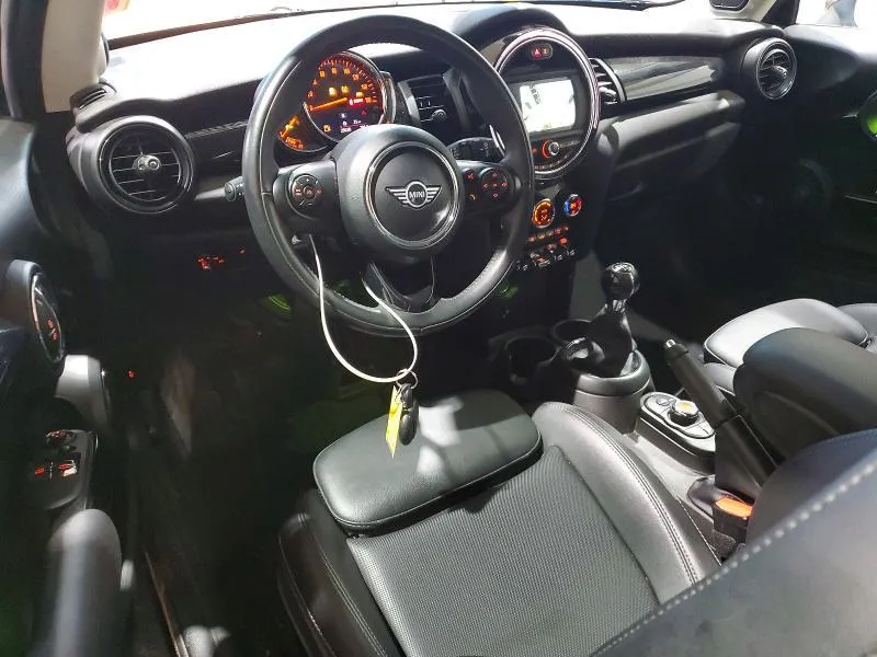 MINI Cooper 2019