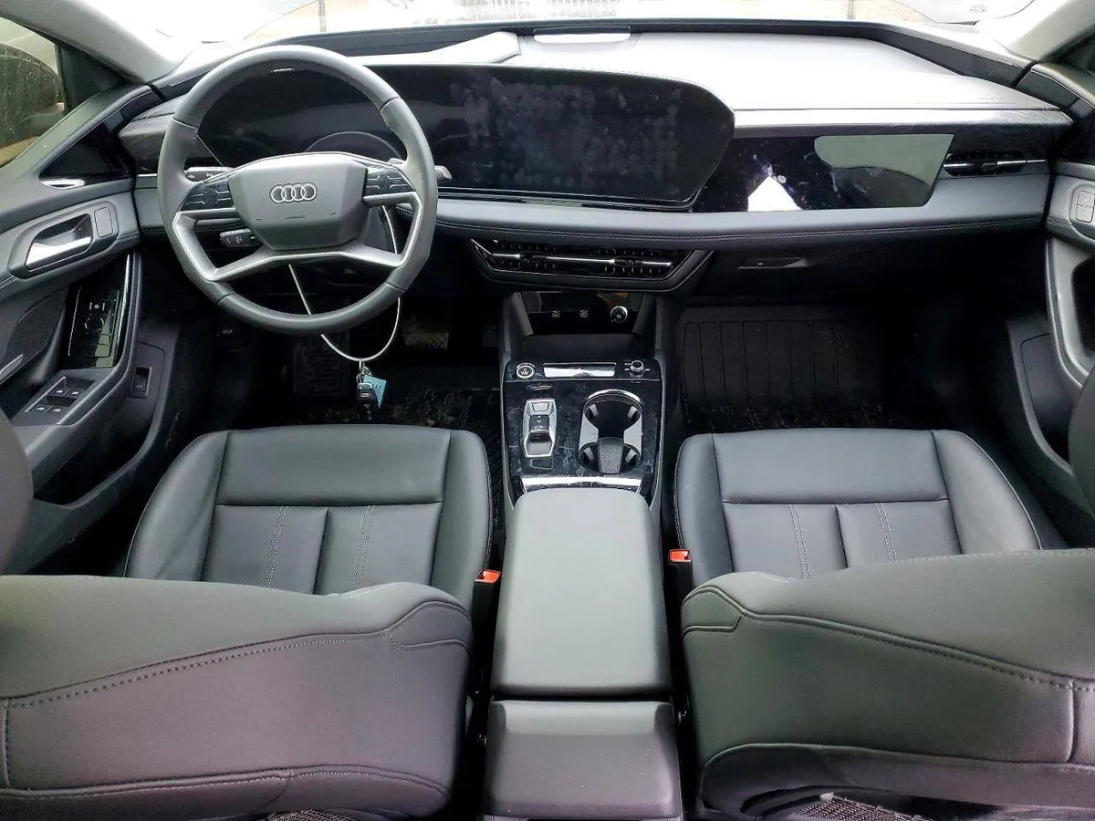 AUDI A6 PREMIUM PLUS 60 2025