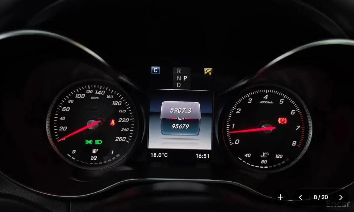 MERCEDES-BENZ W205 C200 AVANTGARDE 2018