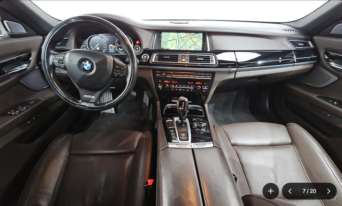 BMW 7 SERIES 2015