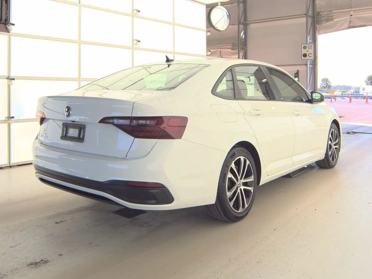 VOLKSWAGEN JETTA SPORT 2023