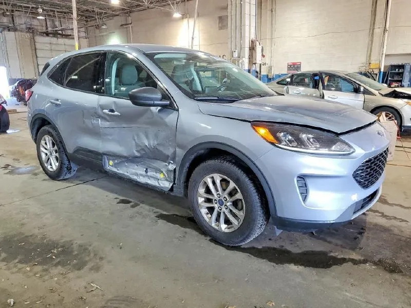 FORD ESCAPE SE 2022