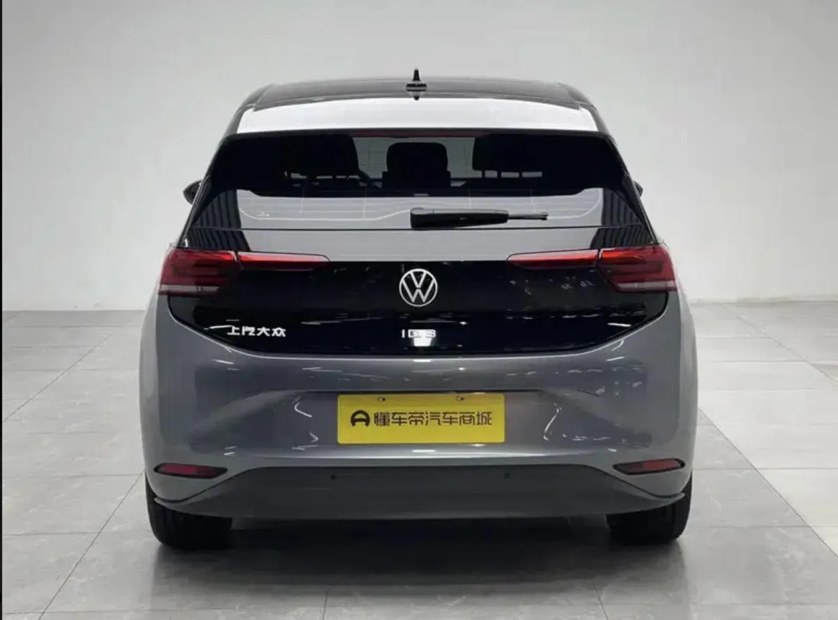 VOLKSWAGEN ID 2025
