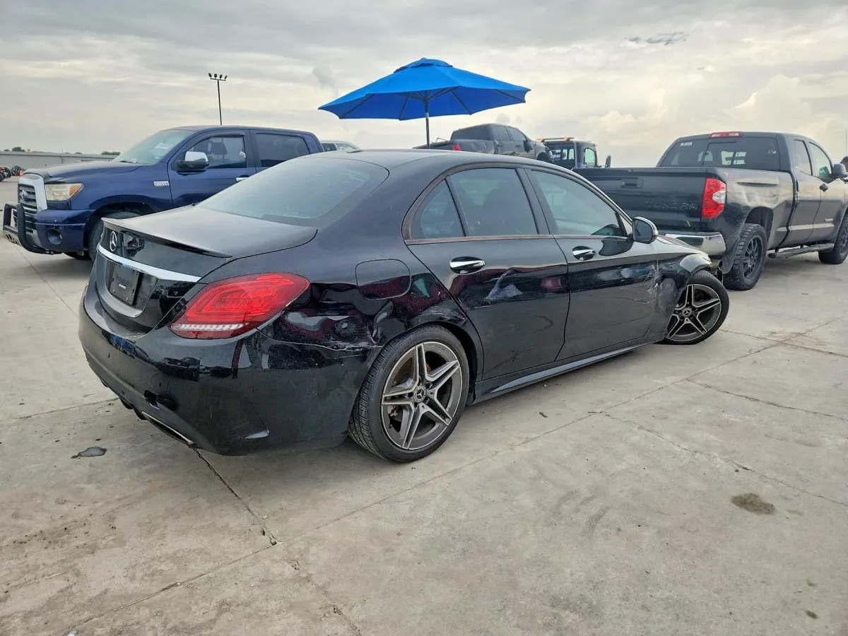 MERCEDES-BENZ C-CLASS 300 2019