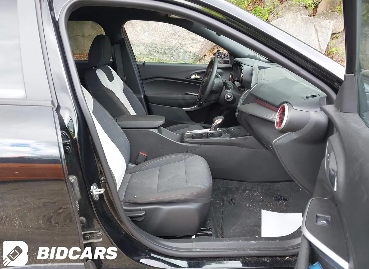 CHEVROLET TRAX 2023