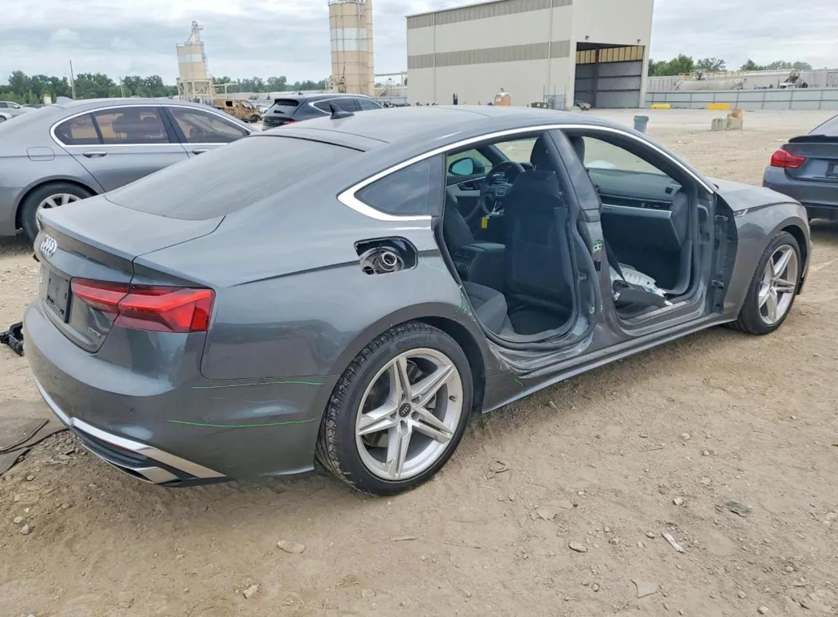 AUDI A5 PREMIUM PLUS 2022