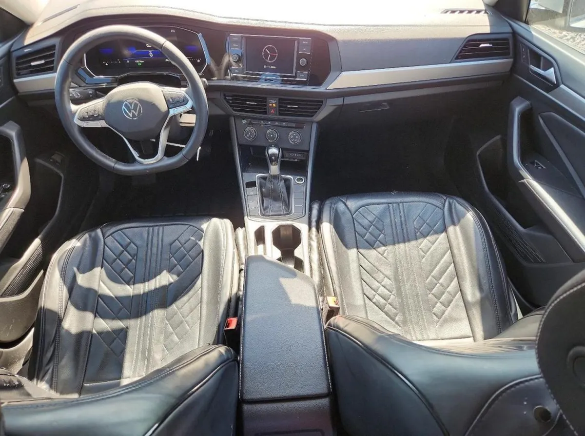 VOLKSWAGEN JETTA S 2024