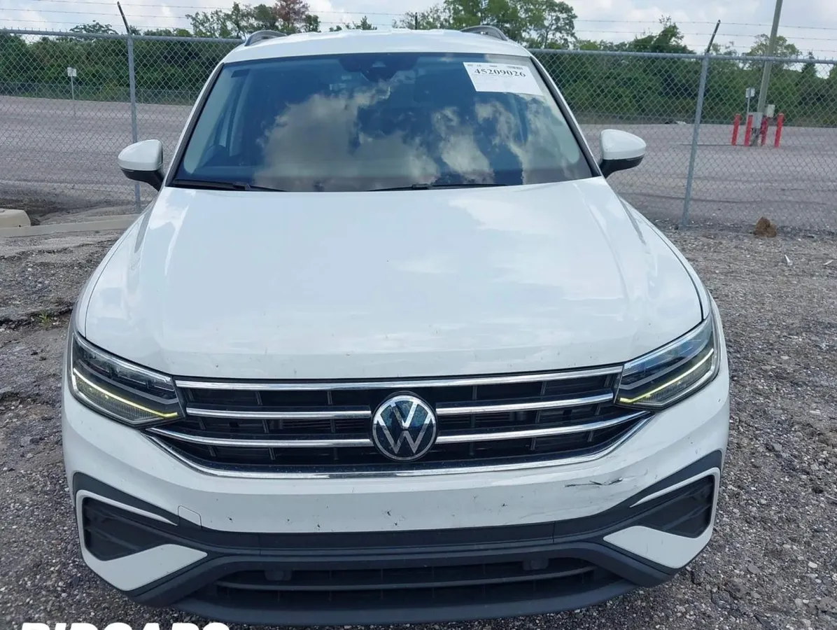 VOLKSWAGEN TIGUAN 2.0T S 2023